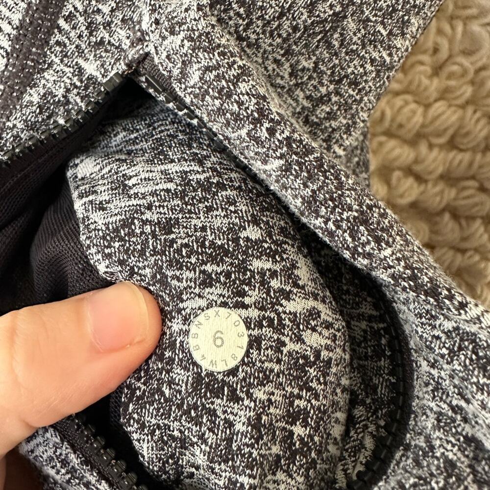 Lululemon Define Jacket - Picture 3 of 8